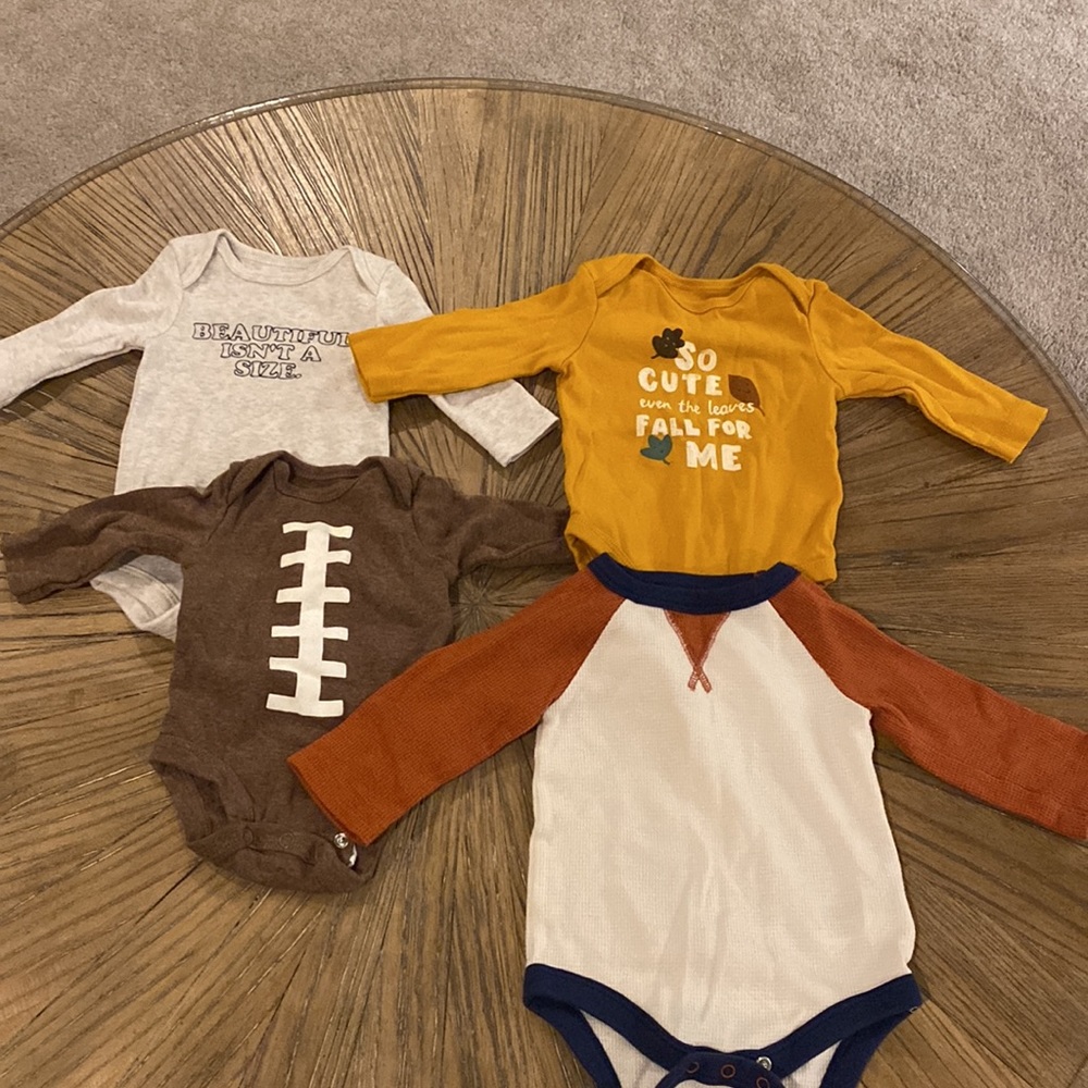 BUNDLE OF BABY ONESIES